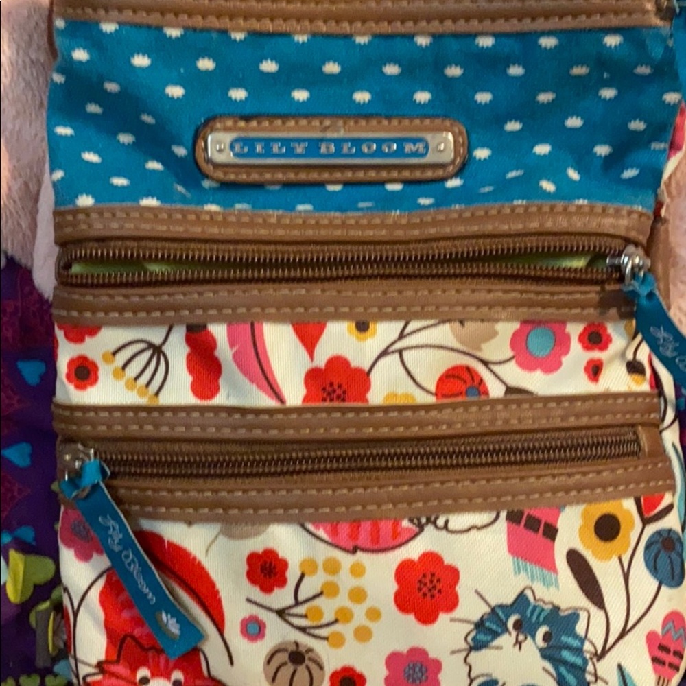 A nice side purse